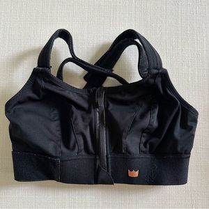 ULTIMATE SPORTS BRA- Medium